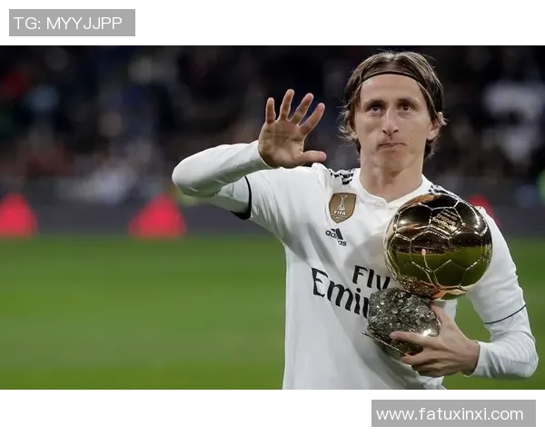 如何通过科学训练成为足球场上的明星球员